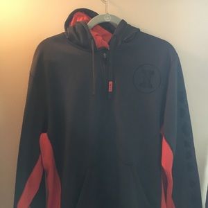 SOLD.       Nike Therma-Fit hooded jacket